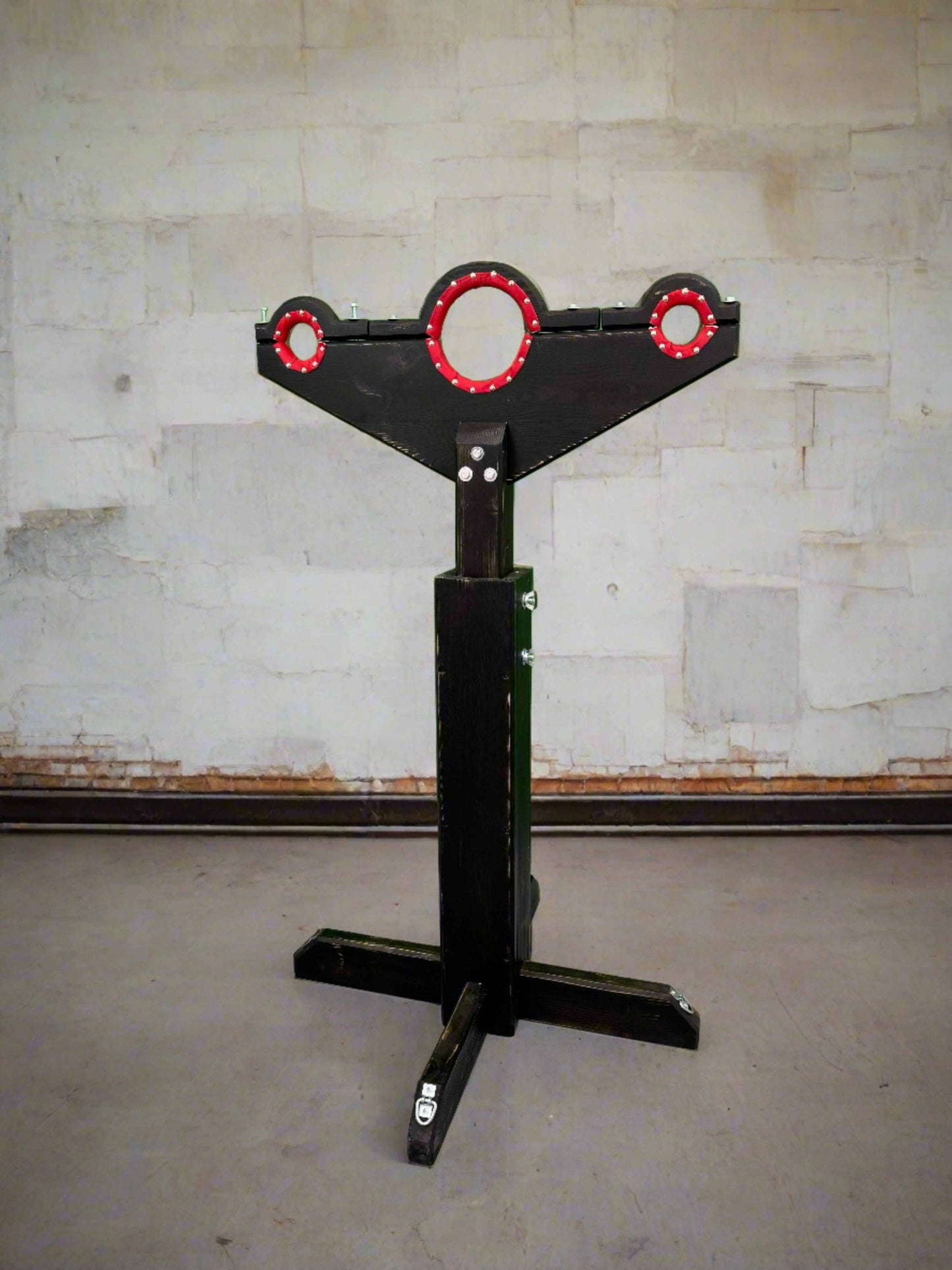 Shackled Delight: Wooden Post for BDSM Fixation and Play - BDSMWoody