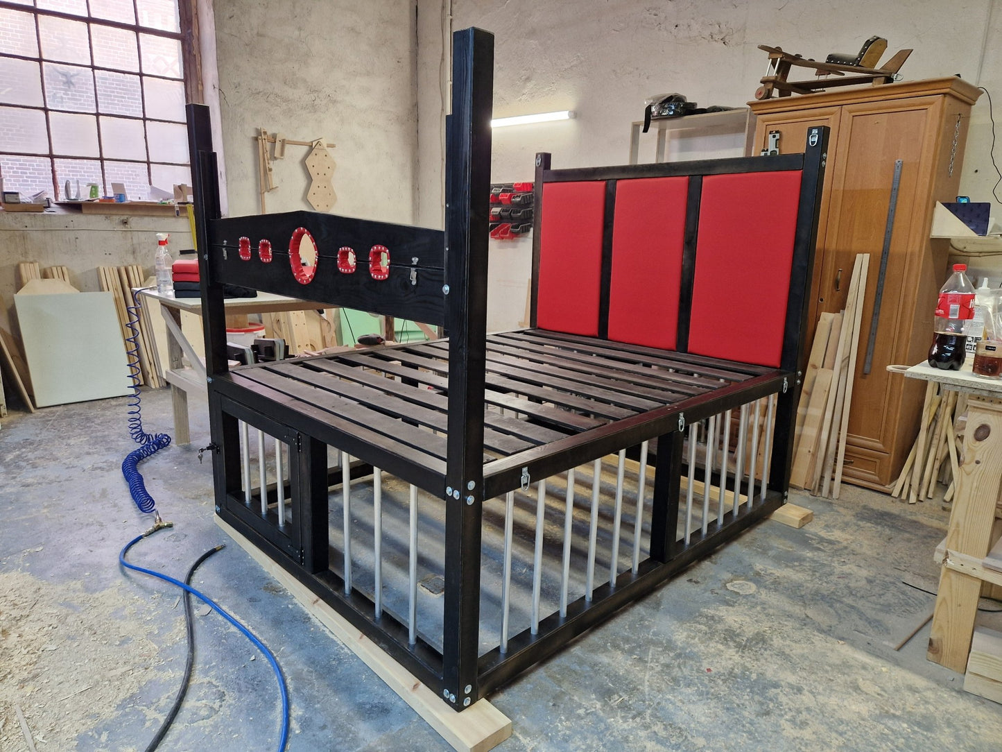 bdsm bed, queen size bdsm bed, bondage bed, dungeon bed, bdsm furniture, bed with cage, wooden bdsm bed, adult playroom, fetish bed, bdsm möbel, lit bdsm, lit bondage, bett mit käfig, mobilier bdsm, kink bed, bdsm frame bed, bondage möbel, bondage furniture usa, bdsm bed usa, bdsm bed germany, bdsm bed france
