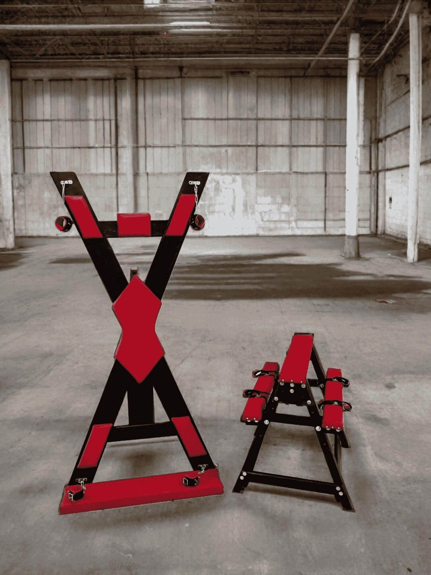 Custom BDSM Furniture - St. Andrews Cross for your Dungeon or Playroom without footrest - BDSMWoody