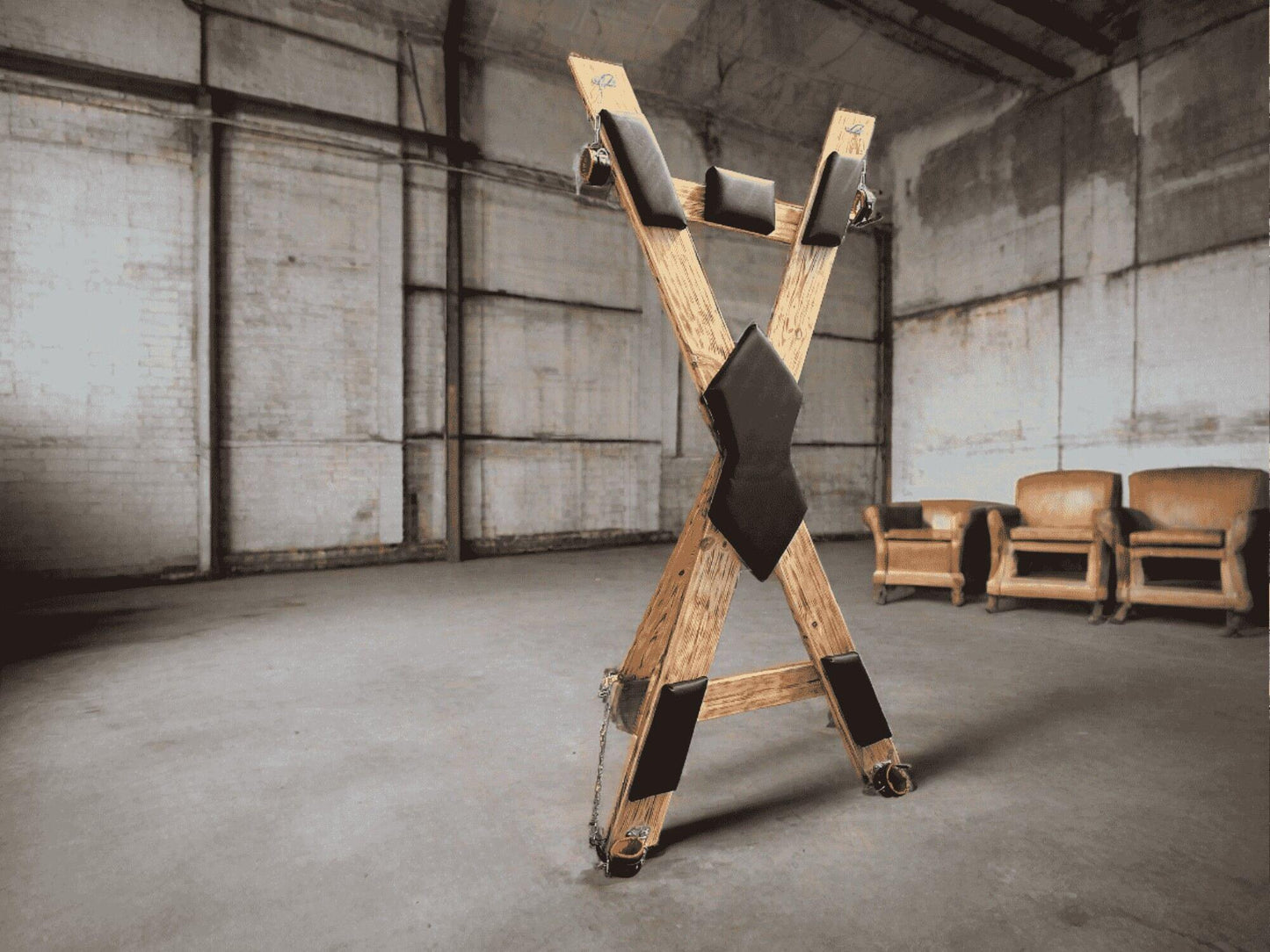 Custom BDSM Furniture - St. Andrews Cross for your Dungeon or Playroom without footrest - BDSMWoody