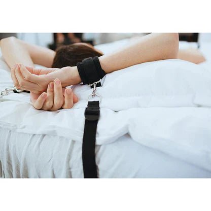 Hidden Restraint Elements: Safety and Convenience in BDSM Scenes - BDSMWoody
