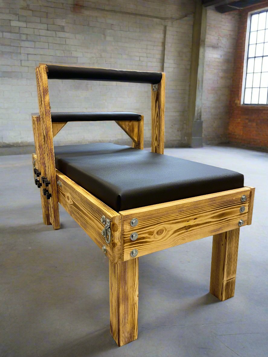 Bondage and fixation Bench that can be hidden