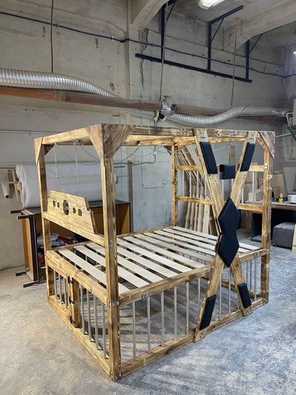 Schlafzimmer-Spielplatz, Queen-Size-BDSM-Bett mit abnehmbarem Querstreben für Liebesfreuden – Starke Querstreben zur Unterstützung